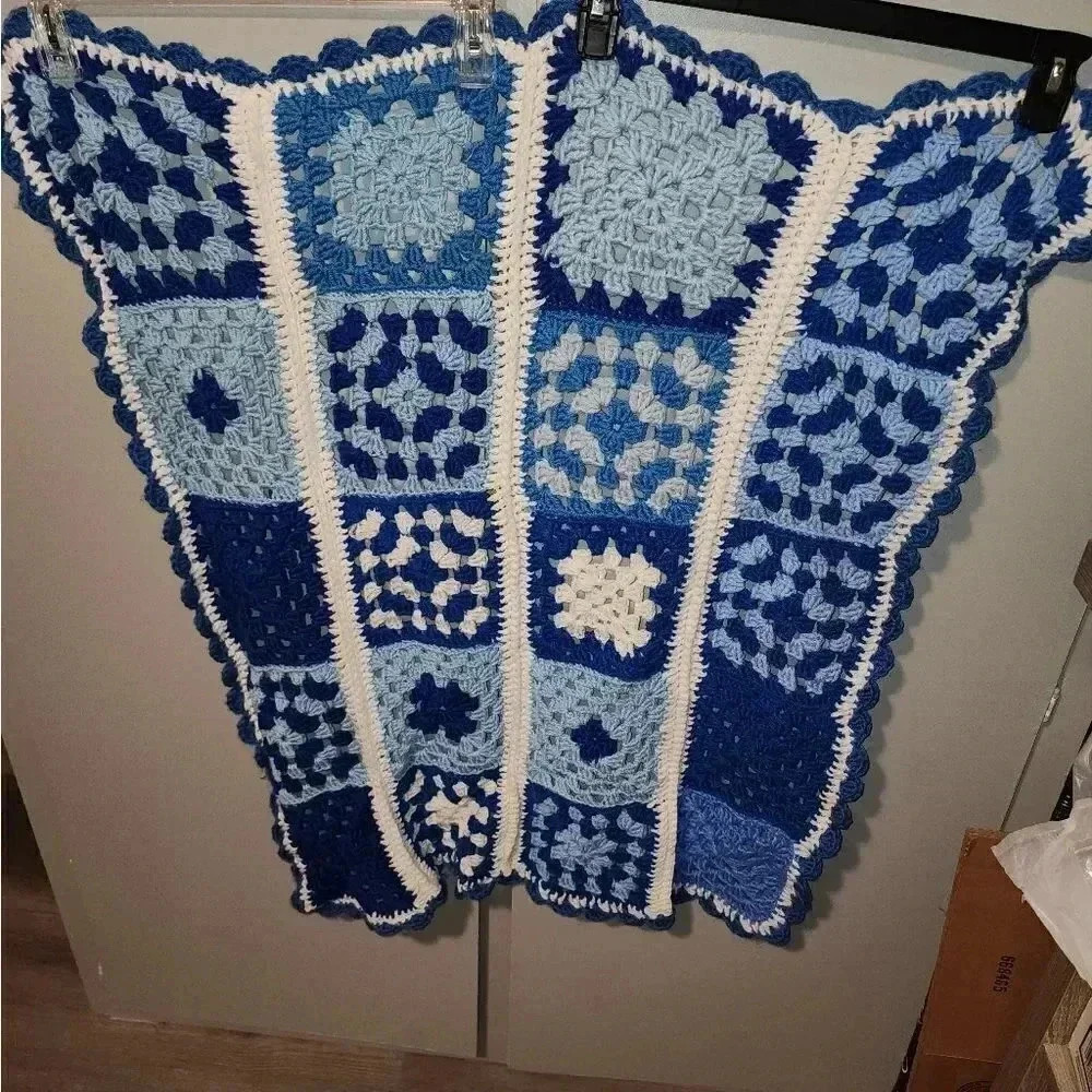Vintage Hand Knit Crochet Granny Square Afghan Baby Child Kids Blanket Throw - Picture 3 of 4